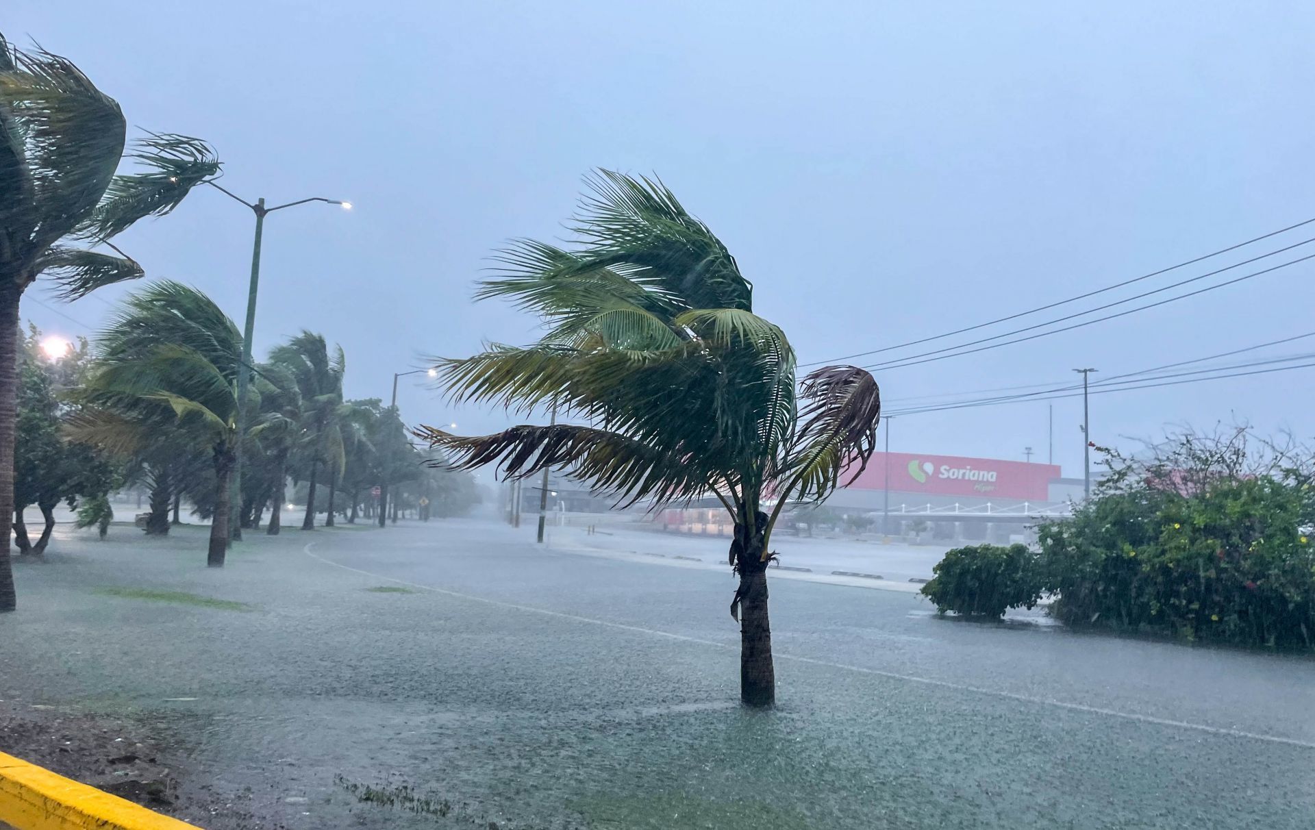 tormenta tropical