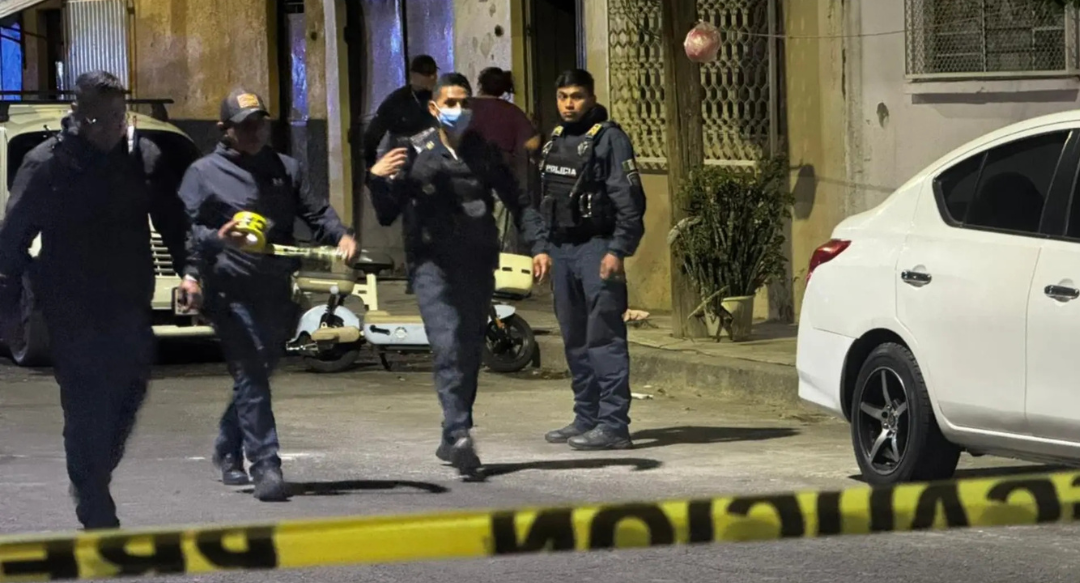 Balacera en Azcapotzalco deja dos jóvenes muertos