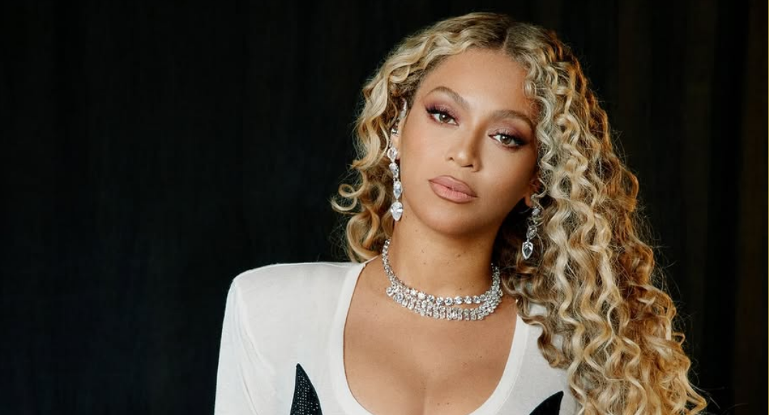 VIDEO: Beyoncé casi cae de más de 10 metros de altura durante concierto ...