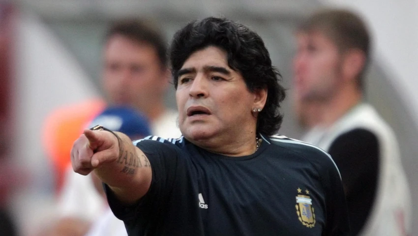 Inicia juicio por la muerte de Diego Maradona