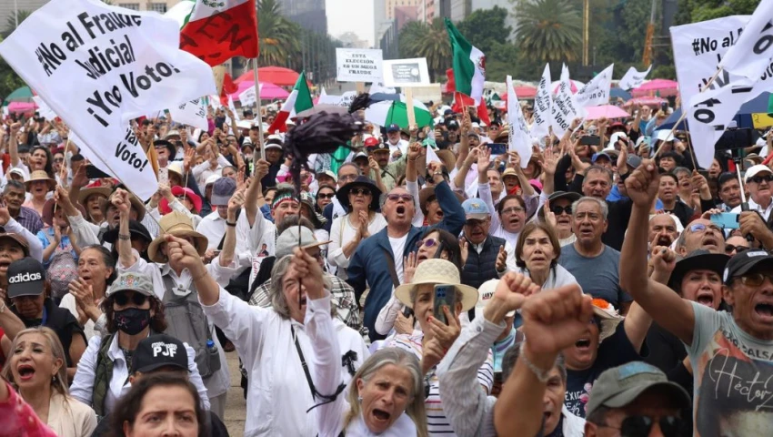 “Domingo Negro”: Así se vive la marcha contra la Elección Judicial en CDMX