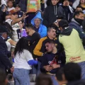 Durante el partido Pumas vs. América, hubo riñas en las tribunas.