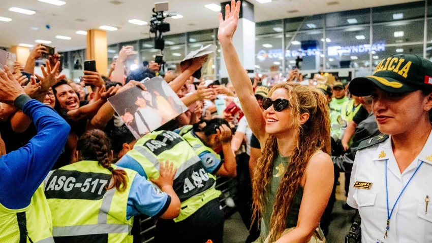 Shakira es hospitalizada de emergencia y suspende concierto