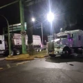 Transportistas bloquean autopistas clave: Afectaciones y alternativas viales