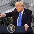Trump busca aranceles del 50% al acero y aluminio de México y Canadá: Así afectarán