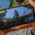 Videojuegos y celulares: El nuevo método de reclutamiento de los cárteles de México