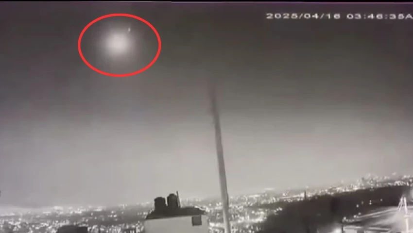 VIDEOS| Así fue el paso del meteoro que estremeció a la CDMX y el Edomex