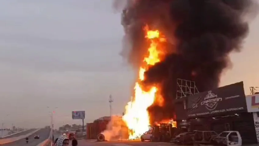 VIDEO| Fuerte incendio en Puebla amenaza con extenderse a la Central de Abasto