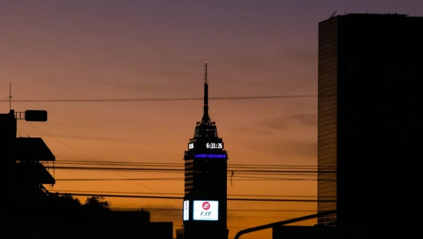Torre Latinoamericana, elevador, CDMX ¿Qué pasó con las 12 personas atrapadas en un elevador de la Torre Latinoamericana?