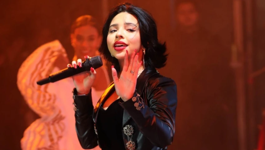 La Rosa de Guadalupe, Cazzu, Ángela Aguilar, Christian Nodal, episodio, fan de su relación