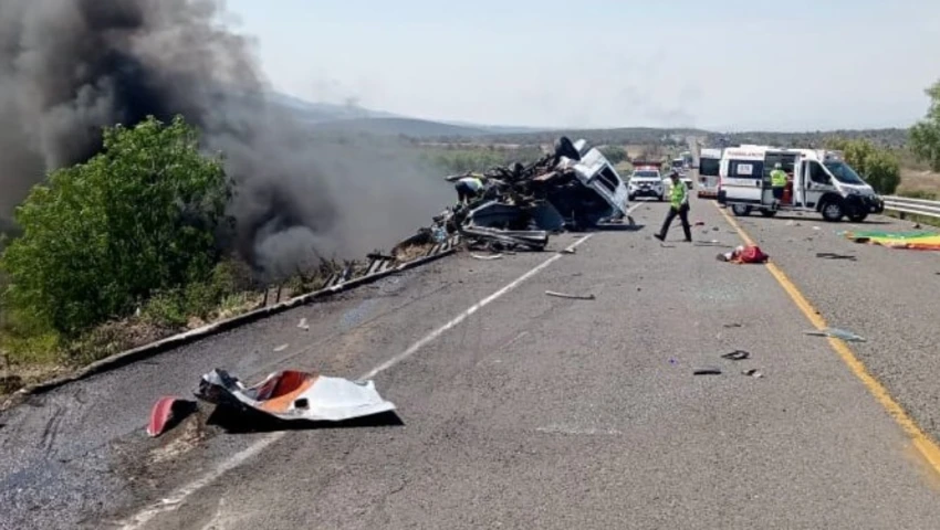 accidente de tránsito, Oaxaca, personas fallecidas