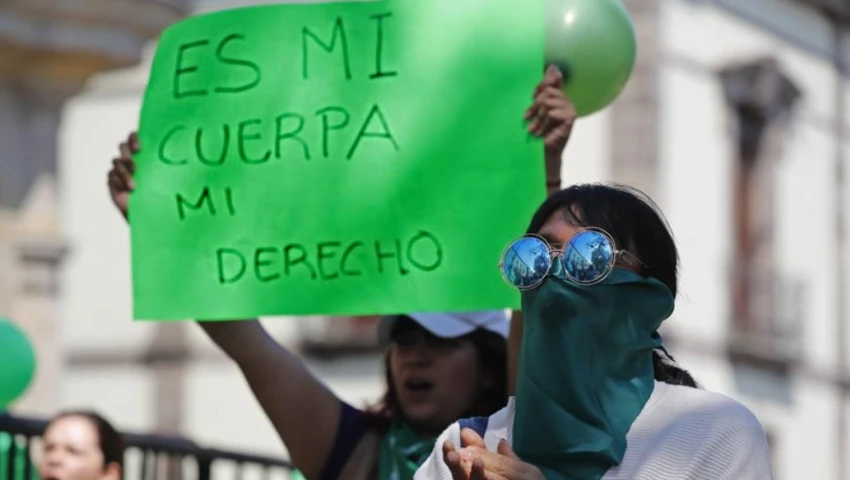 Miles de mujeres celebraron la decisión.