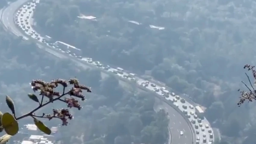 México - Cuernavaca, autopistas, Jueves Santo, Vacaciones de Semana Santa