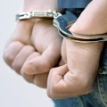 Detienen a adolescente tras dispararle a su mamá Detienen a adolescente tras dispararle a su mamá