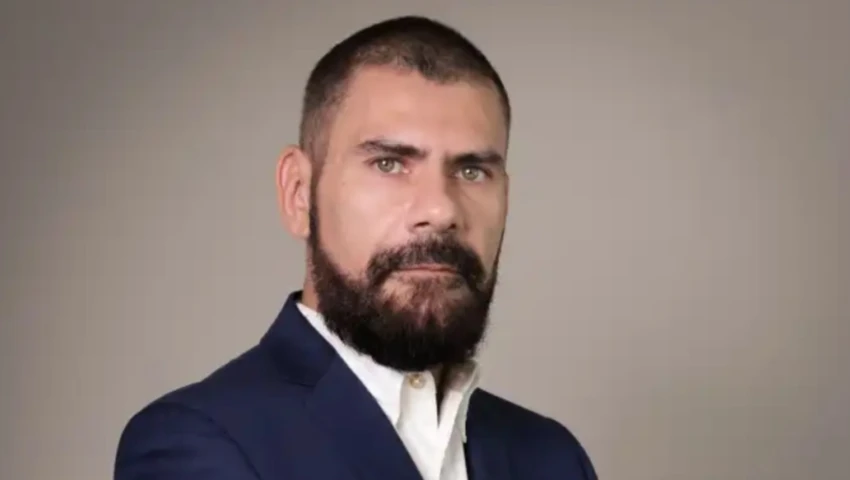 Adriano Bachega Adriano Bachega