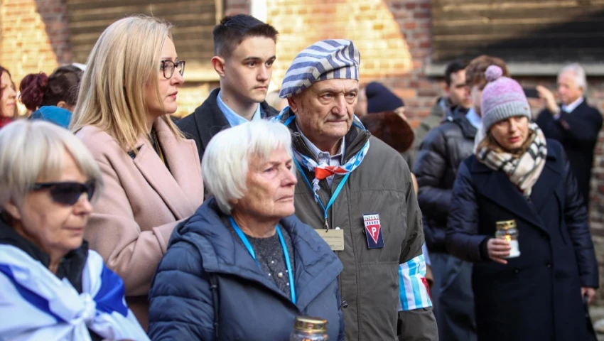 Sobrevivientes de Auschwitz Sobrevivientes de Auschwitz
