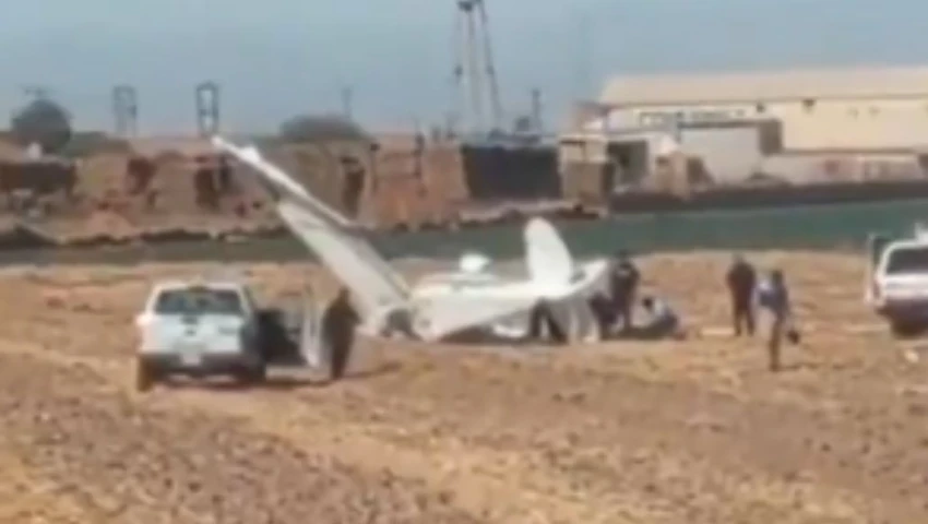 VIDEO| Avioneta fumigadora se desploma tras enredarse con cables en Mexicali