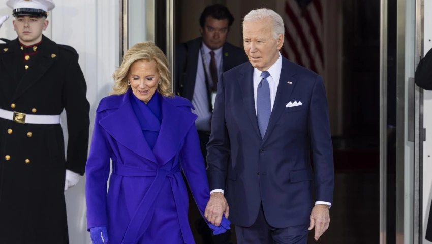 Joe Biden indultó a varios de sus funcionarios