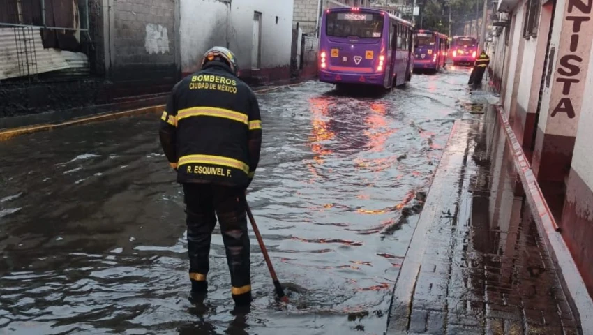 Caos por lluvias en CDMX: Zonas afectadas y rutas para evitar el tráfico hoy 29 de mayo