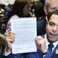 Panistas muestran contratos entre Morena y socio del despacho de abogados de "El Mayo"