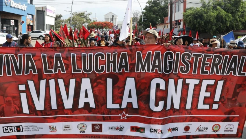 Marcha de la CNTE Marcha de la CNTE