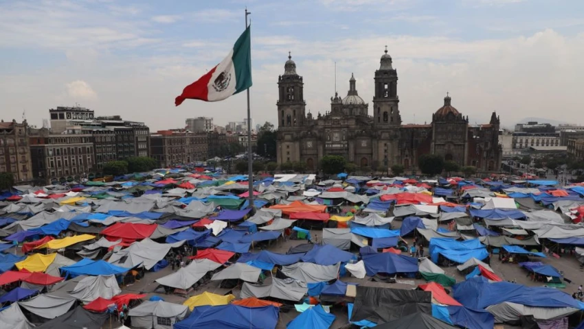 CNTE retira plantón del Zócalo CDMX: ¿Cuándo regresan a clases?