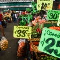 ¿Cuánto cuesta vivir con dignidad en México? Al 59% NO le alcanza ante el aumento de precios