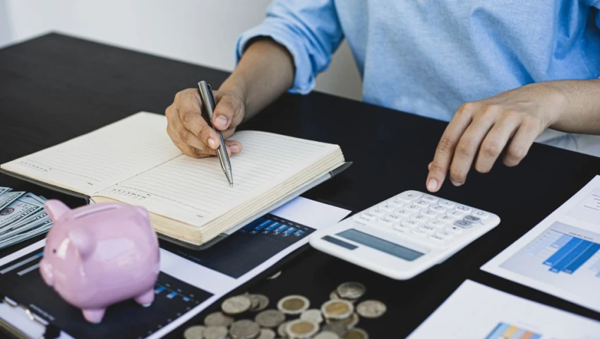 El dinero que debo de ahorrar en CETES para ganar mil pesos al mes