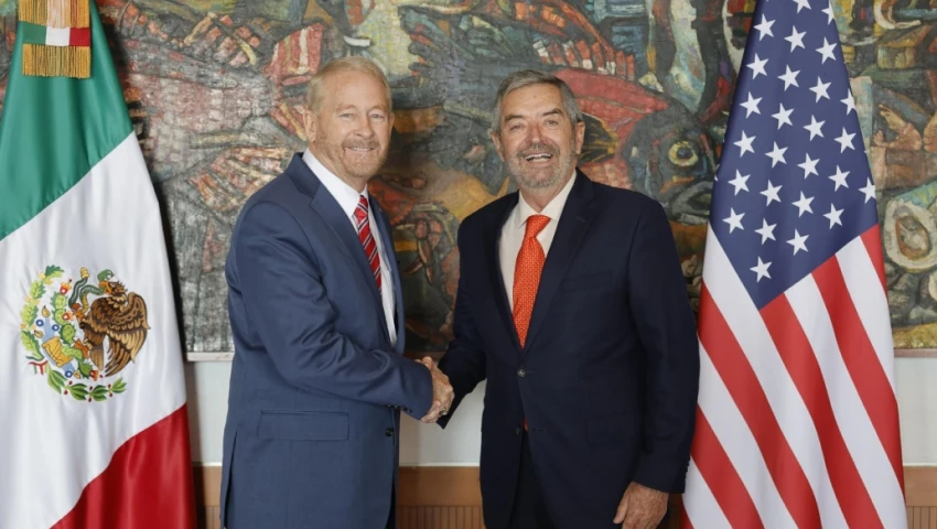 Embajada de Estados Unidos en México, Ronald Johnson, Juan Ramón de la Fuente, Secretaría de Relaciones Exteriores