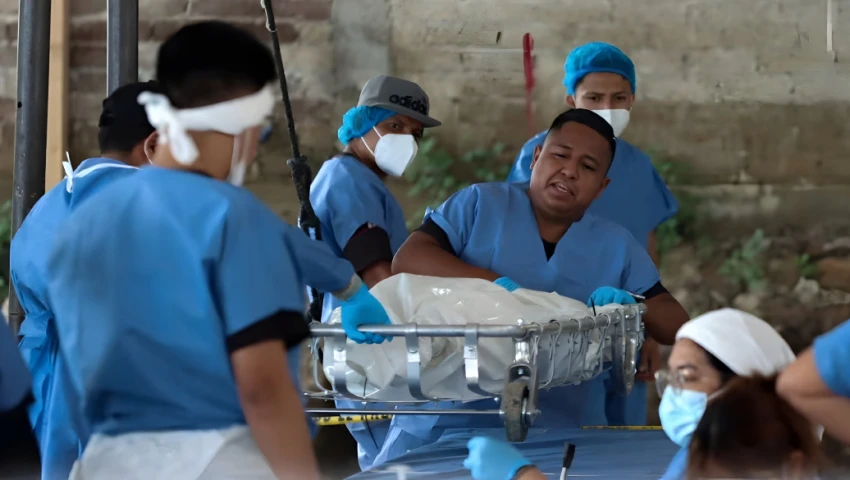 Encuentran más de 60 cuerpos en fosas de Jojutla