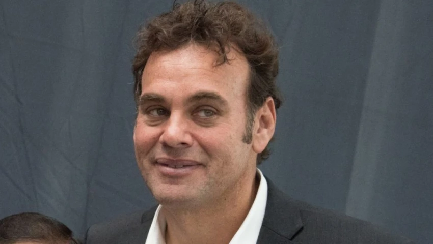 David Faitelson cerveza ataque estadio akron