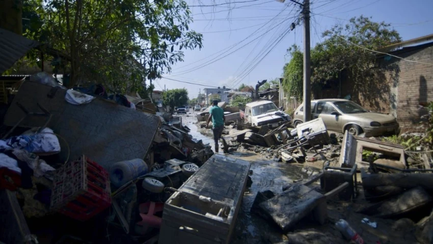 Lluvias torrenciales dejan 80 muertos: Así avanza la atención a la emergencia en cada estado