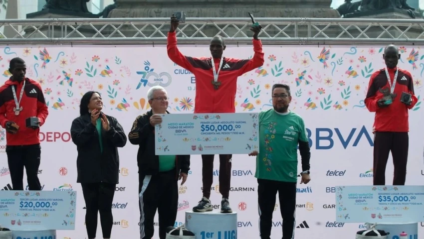 Martin Magengo gana Medio Maratón de la CDMX Martin Magengo gana Medio Maratón de la CDMX