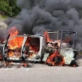 Mueren policías calcinados