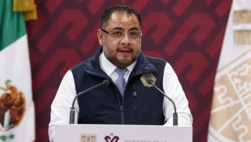 Omar Reyes queda al frente de la UIF Omar Reyes