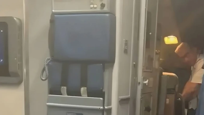 Piloto de Delta Airlines arrestado por ICE