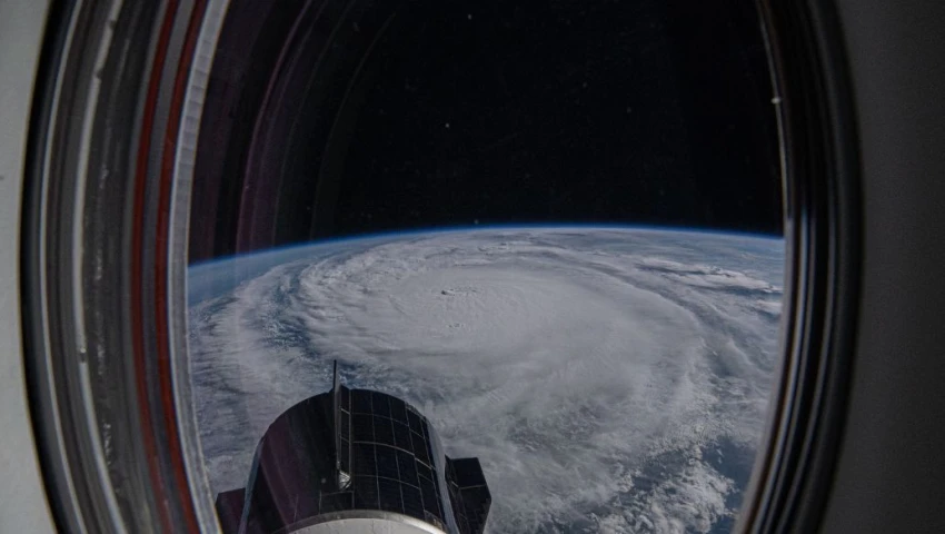 Impresionantes VIDEOS del huracán Milton categoría 4 desde el cielo