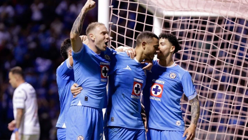 ¡Cruz Azul imparable! La Máquina lidera la Liga MX y los memes no paran de llegar
