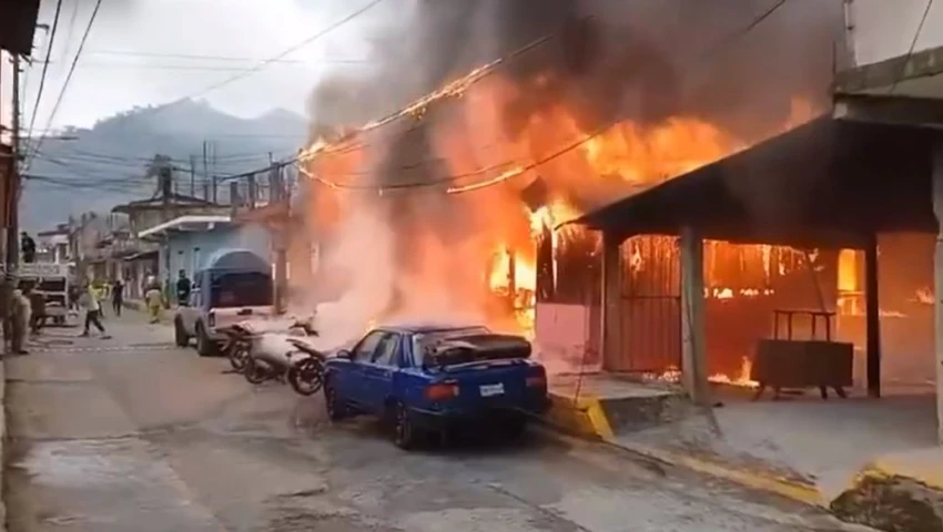 Tragedia en Veracruz: Incendio por luces navideñas cobra la vida de una niña |VIDEO
