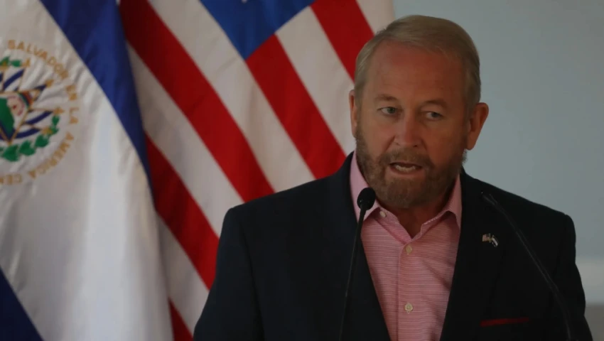 Ronald Johnson Donald Trump Estados Unidos embajador acciones militares