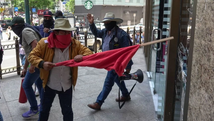Segob lanza mensaje a la CNTE tras ataque en la Torre del Bienestar