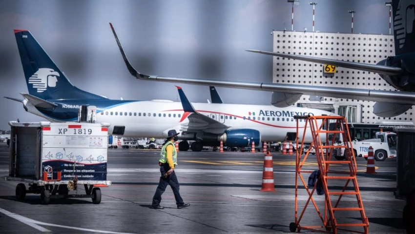 Sobrecargos de Aeroméxico amenazan huelga para ESTA FECHA: ¿Se cancelarán vuelos?